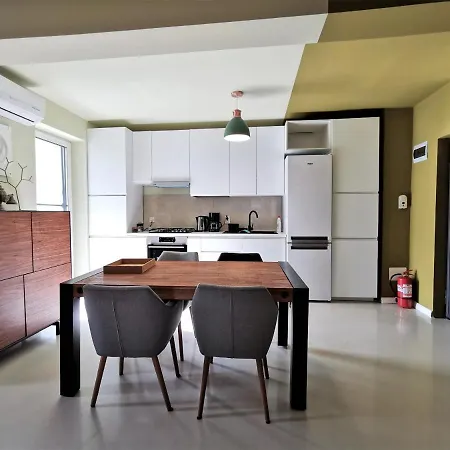 Hotel de apartamente Grey 2*